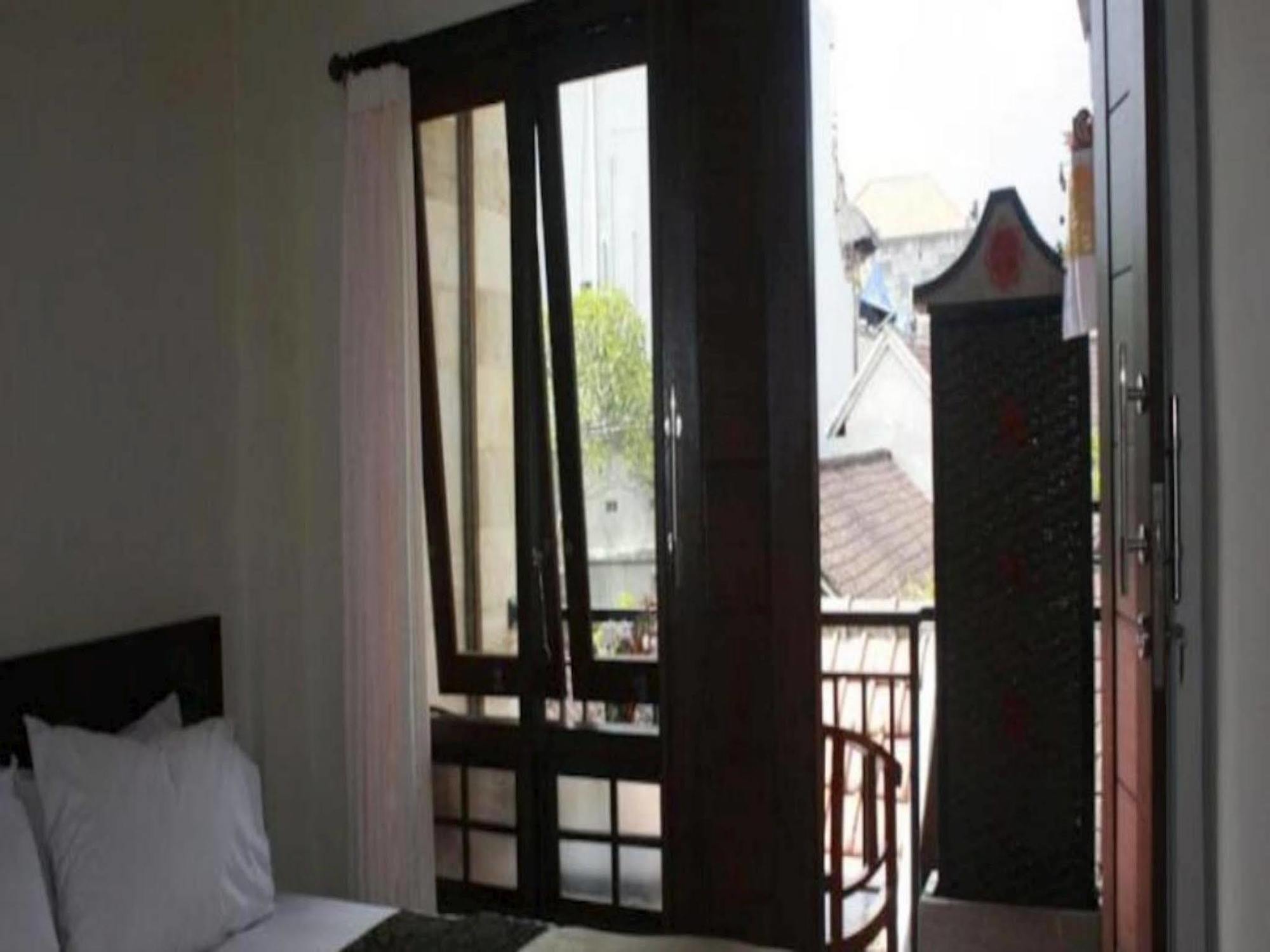 Corner Guest House Ubud  Exterior photo